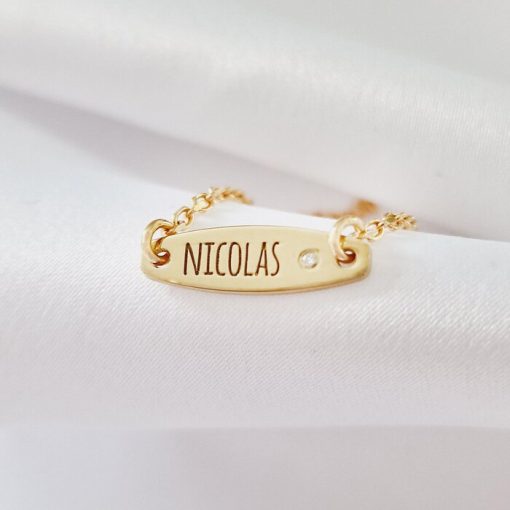 Brățară placuta personalizata cu nume de baiat – Diamant natural - Argint 925 placat cu Aur Galben 18K - Cu lantisor fata/baiat-Diamante >> Bratari Argint 925 cu Diamant natural >> Noutati