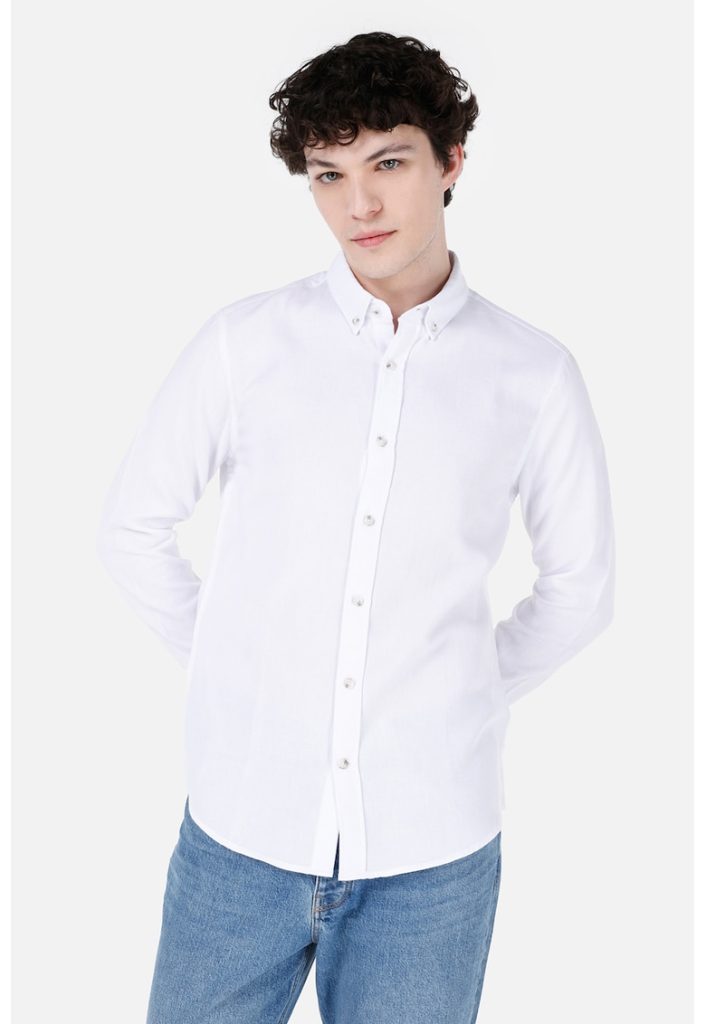 Camasa slim fit cu guler fixat cu nasturi-BARBATI/IMBRACAMINTE/Camasi-IMBRACAMINTE/Camasi