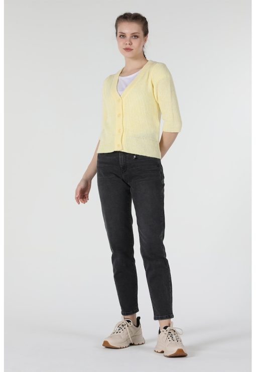 Cardigan cu decolteu in V si aspect striat-FEMEI/IMBRACAMINTE/Pulovere si cardigane-IMBRACAMINTE/Pulovere si cardigane