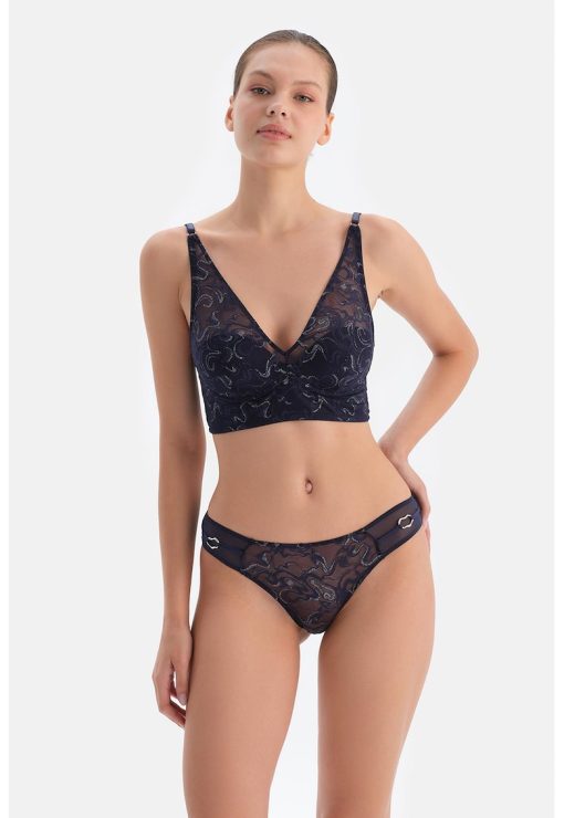 Chiloti brazilieni cu aspect semitransparent-FEMEI/IMBRACAMINTE/Lenjerie intima-IMBRACAMINTE/Lenjerie intima
