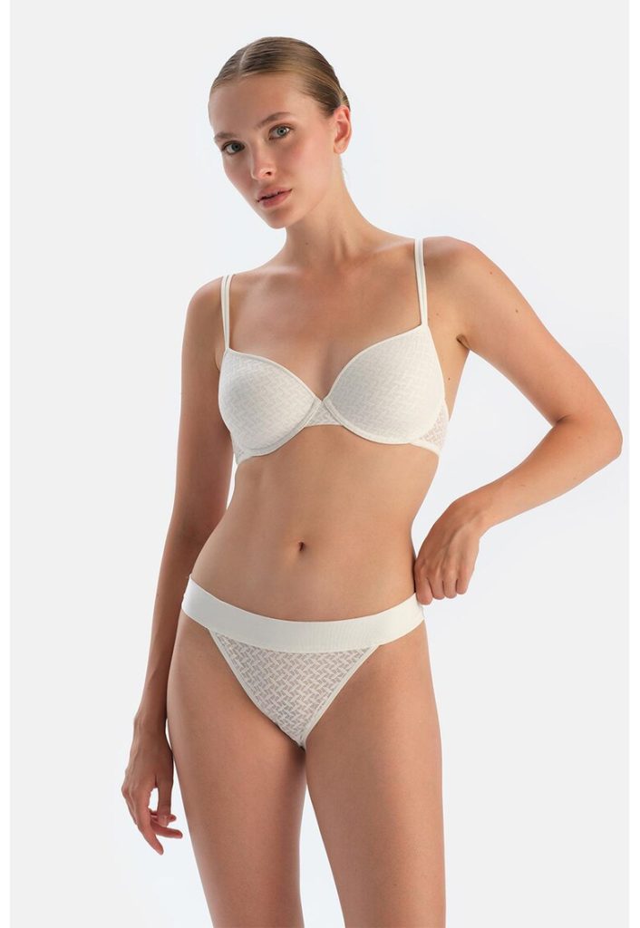 Chiloti de dantela-FEMEI/IMBRACAMINTE/Lenjerie intima-IMBRACAMINTE/Lenjerie intima