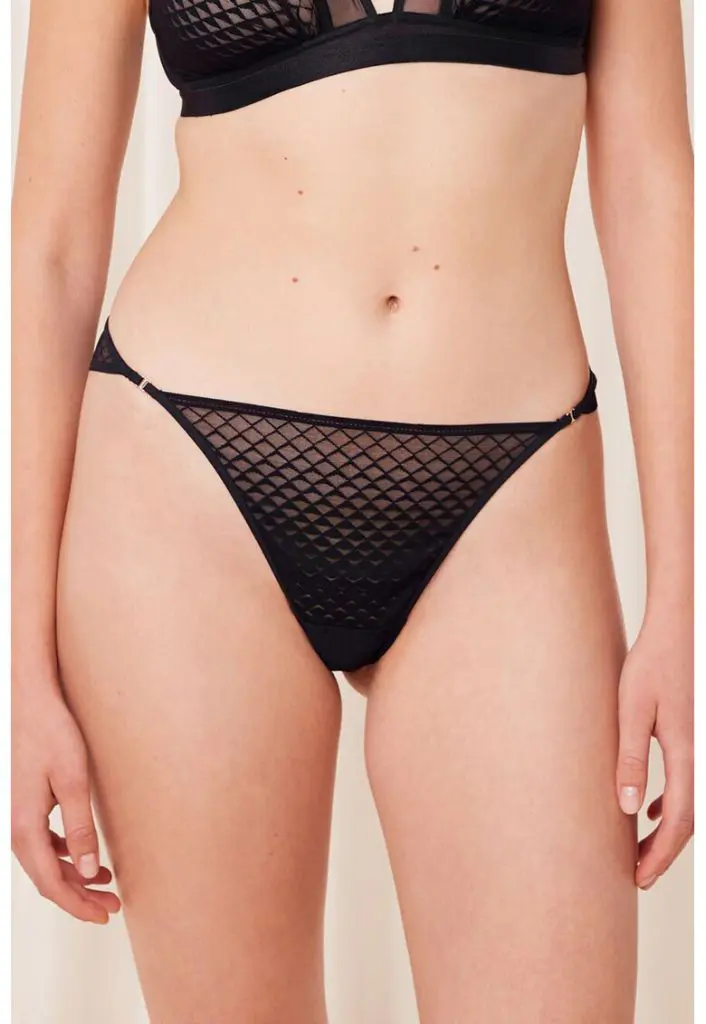 Chiloti tanga cu aspect semitransparent-FEMEI/IMBRACAMINTE/Lenjerie intima-IMBRACAMINTE/Lenjerie intima