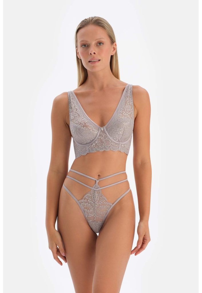 Chiloti tanga de dantela cu talie inalta-FEMEI/IMBRACAMINTE/Lenjerie intima-IMBRACAMINTE/Lenjerie intima