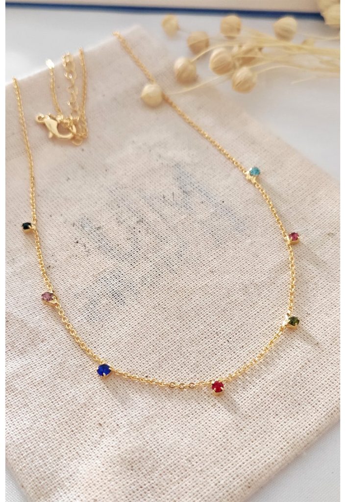 Colier cu cristale-FEMEI/GENTI SI ACCESORII/Bijuterii-GENTI SI ACCESORII/Bijuterii