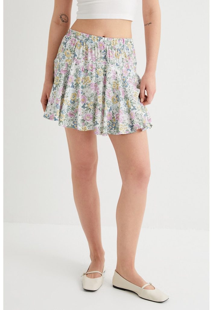 Fusta mini cu model floral-FEMEI/IMBRACAMINTE/Fuste-IMBRACAMINTE/Fuste