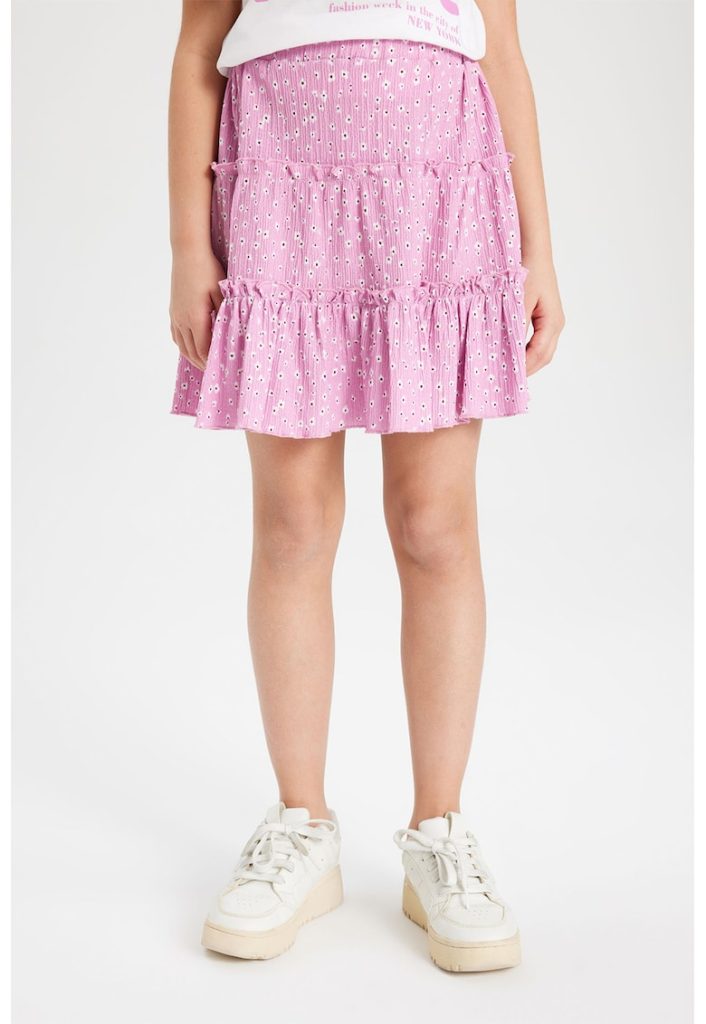 Fusta mini cu model stratificat-FETE/IMBRACAMINTE/Fuste-IMBRACAMINTE/Fuste