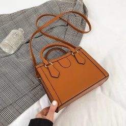 Maro-Femei-Genti dama 