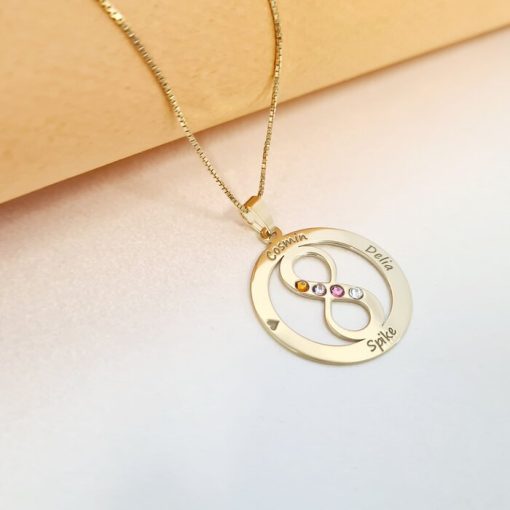 Lantisor Iubire Infinita - 4 nume - Argint 925 placat cu Aur 18K si cristale Swarovski-Personalizate >> Ocazie >> Bijuterii cu nume