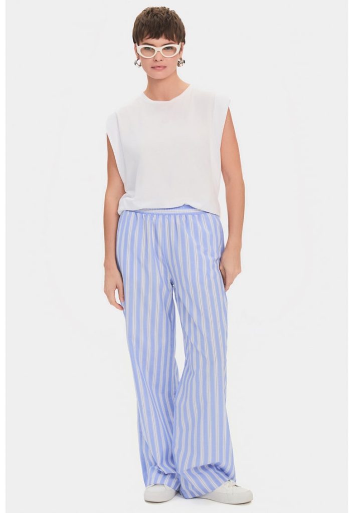 Pantaloni cu model in dungi si buzunare laterale-FEMEI/IMBRACAMINTE/Pantaloni si colanti-IMBRACAMINTE/Pantaloni si colanti