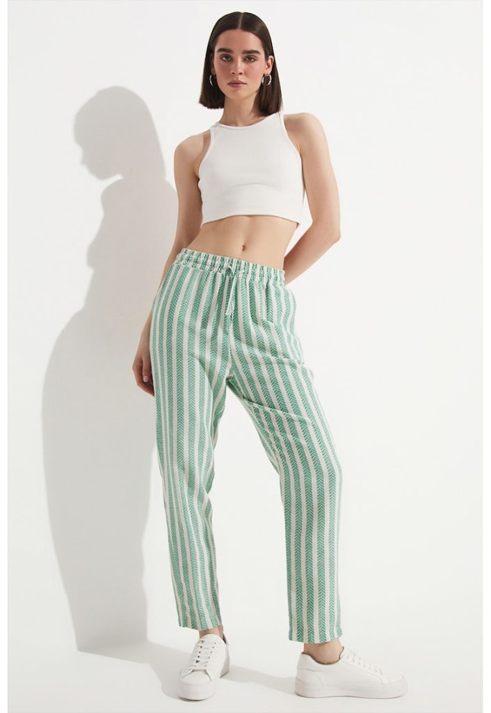 Pantaloni din bumbac cu model in dungi si snur de ajustare in talie-FEMEI/IMBRACAMINTE/Pantaloni si colanti-IMBRACAMINTE/Pantaloni si colanti