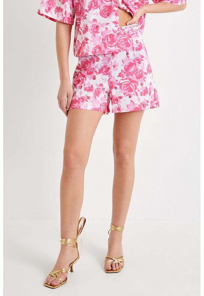 Pantaloni scurti cu talie inalta si model floral-FEMEI/IMBRACAMINTE/Pantaloni si colanti-IMBRACAMINTE/Pantaloni si colanti