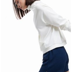 Pantaloni scurti texturati cu snur de ajustare in talie-FEMEI/IMBRACAMINTE/Pantaloni si colanti-IMBRACAMINTE/Pantaloni si colanti