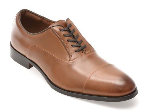 Pantofi eleganti ALDO maro