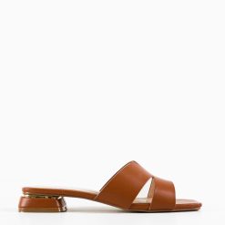 Papuci dama Chandra Camel 3