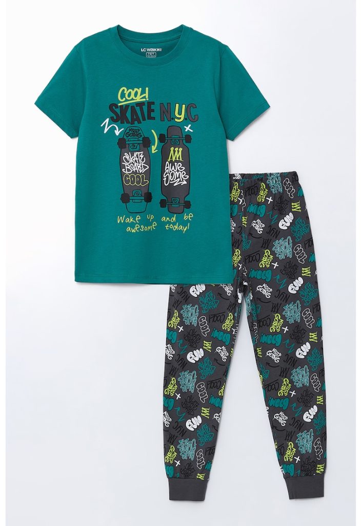 Pijama cu model grafic-BAIETI/IMBRACAMINTE/Pijamale si halate de baie-IMBRACAMINTE/Pijamale si halate de baie