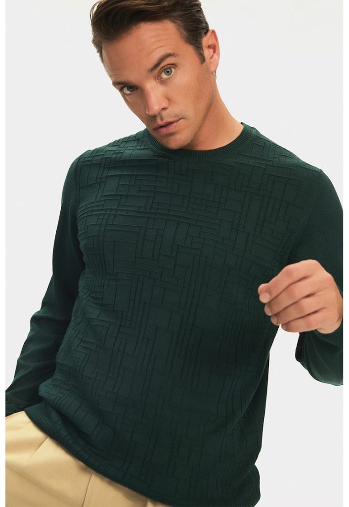 Pulover slim fit cu model-BARBATI/IMBRACAMINTE/Pulovere si cardigane-IMBRACAMINTE/Pulovere si cardigane
