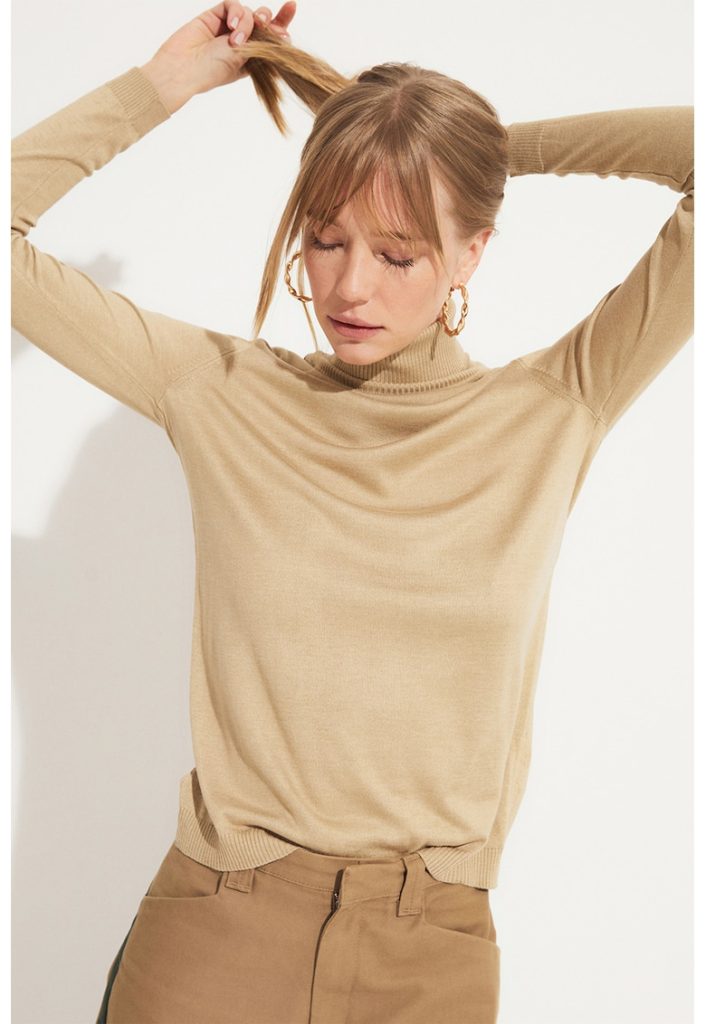 Pulover uni slim fit cu guler inalt-FEMEI/IMBRACAMINTE/Pulovere si cardigane-IMBRACAMINTE/Pulovere si cardigane