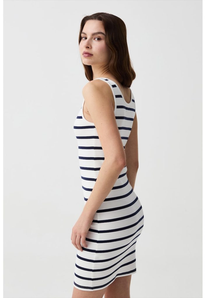 Rochie mini in dungi-FEMEI/IMBRACAMINTE/Rochii-IMBRACAMINTE/Rochii