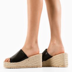 Saboti dama Fuku Negri 2