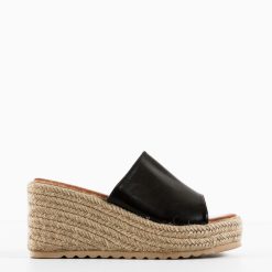 Saboti dama Fuku Negri 4