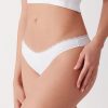 Set 3 perechi chiloti brazilieni bumbac cu talia joasa si dantela Cotonella GD292 0003-FEMEI