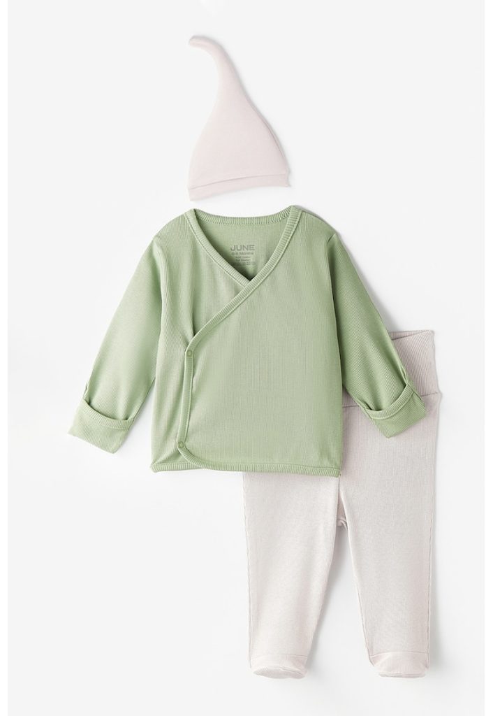 Set de pantaloni - bluza si caciula-FETE/IMBRACAMINTE/Seturi de imbracaminte-IMBRACAMINTE/Seturi de imbracaminte