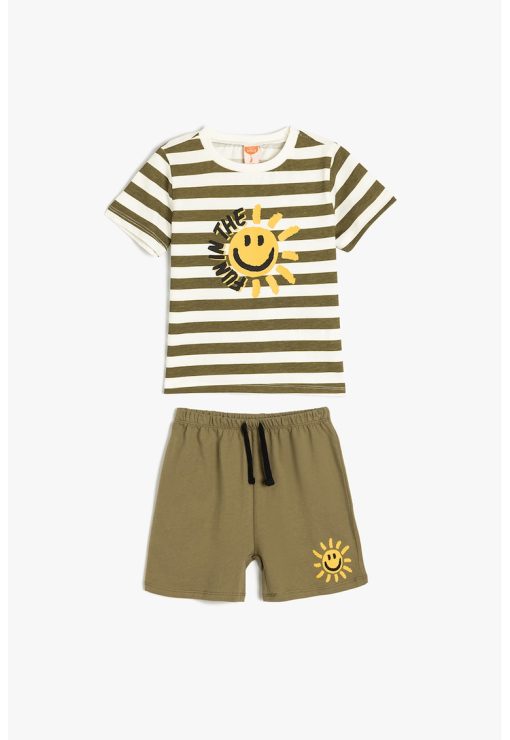 Set de tricou si pantaloni scurti cu model in dungi - 2 piese-BAIETI/IMBRACAMINTE/Seturi de imbracaminte-IMBRACAMINTE/Seturi de imbracaminte