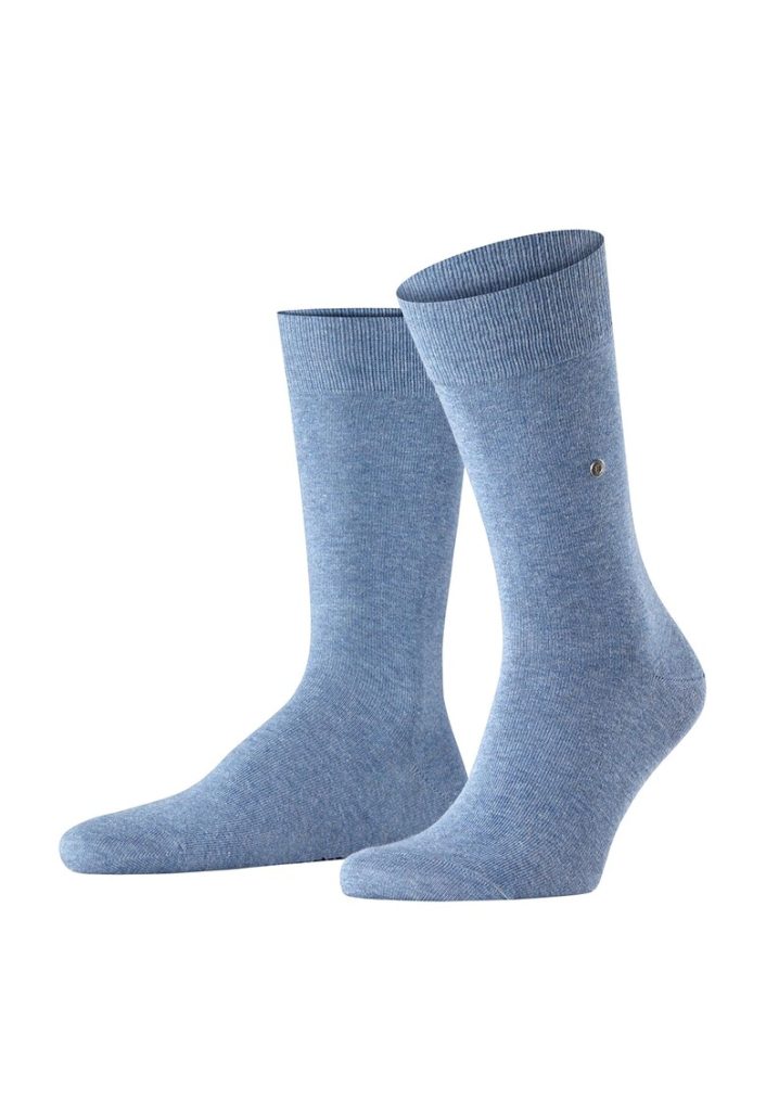 Sosete lungi cu model uni-BARBATI/IMBRACAMINTE/Dresuri si sosete-IMBRACAMINTE/Dresuri si sosete
