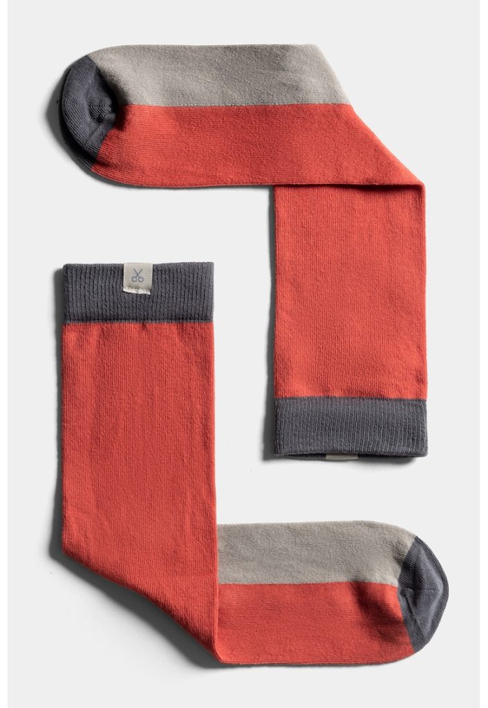 Sosete unisex lungi cu model colorblock-FEMEI/IMBRACAMINTE/Dresuri si sosete-IMBRACAMINTE/Dresuri si sosete