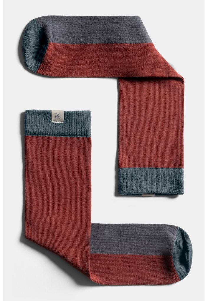 Sosete unisex lungi din amestec de bumbac-FEMEI/IMBRACAMINTE/Dresuri si sosete-IMBRACAMINTE/Dresuri si sosete
