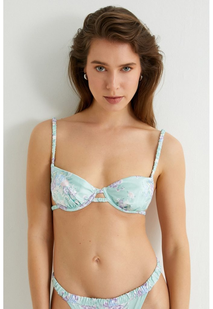 Sutien de satin cu sustinere metalica-FEMEI/IMBRACAMINTE/Tricouri si maiouri-IMBRACAMINTE/Tricouri si maiouri