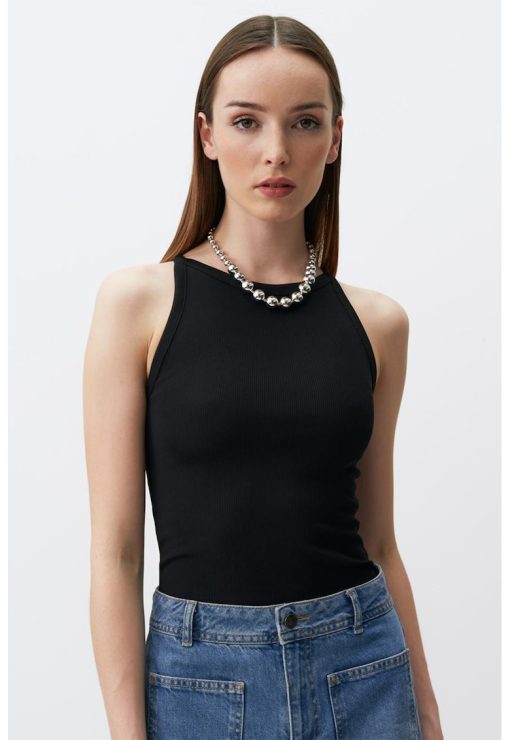 Top slim fit cu model uni-FEMEI/IMBRACAMINTE/Tricouri si maiouri-IMBRACAMINTE/Tricouri si maiouri
