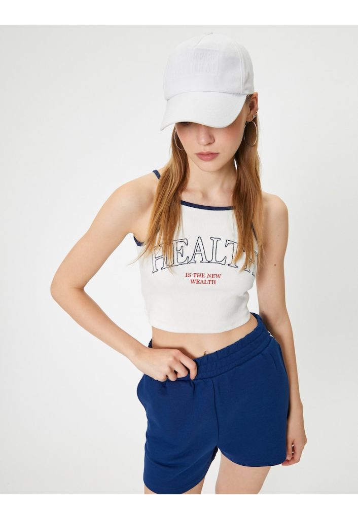Tricou crop cu imprimeu text-FEMEI/IMBRACAMINTE/Tricouri si maiouri-IMBRACAMINTE/Tricouri si maiouri