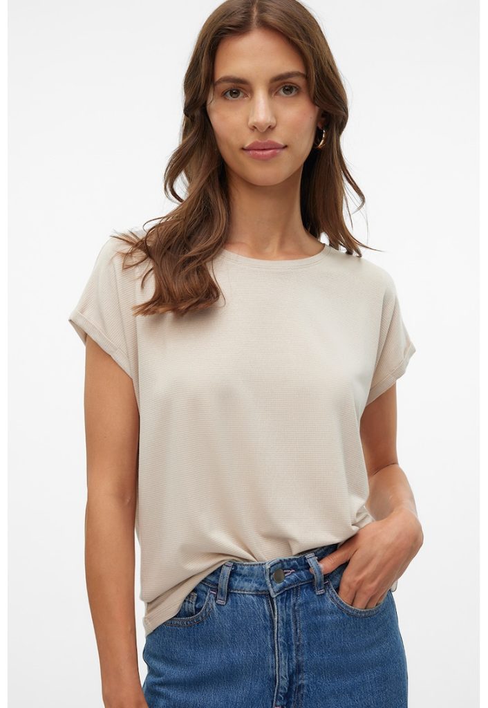 Tricou cu decolteu la baza gatului-FEMEI/IMBRACAMINTE/Tricouri si maiouri-IMBRACAMINTE/Tricouri si maiouri