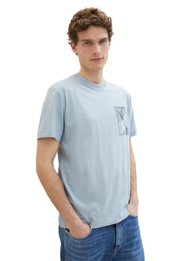Tricou cu decolteu la baza gatului si imprimeu pe piept-BARBATI/IMBRACAMINTE/Tricouri si maiouri-IMBRACAMINTE/Tricouri si maiouri