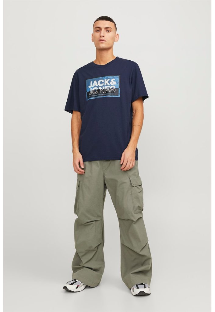 Tricou cu decolteu la baza gatului si logo-BARBATI/IMBRACAMINTE/Tricouri si maiouri-IMBRACAMINTE/Tricouri si maiouri