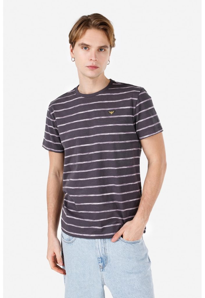Tricou cu decolteu rotund-BARBATI/IMBRACAMINTE/Tricouri si maiouri-IMBRACAMINTE/Tricouri si maiouri