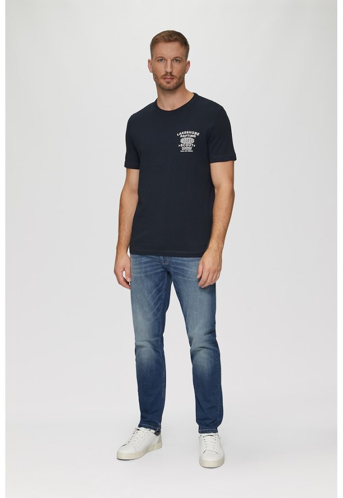 Tricou cu detaliu text-BARBATI/IMBRACAMINTE/Tricouri si maiouri-IMBRACAMINTE/Tricouri si maiouri
