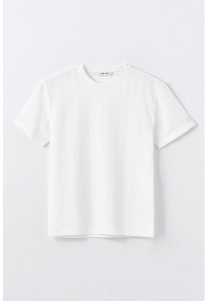 Tricou cu model uni si decolteu la baza gatului-BARBATI/IMBRACAMINTE/Tricouri si maiouri-IMBRACAMINTE/Tricouri si maiouri