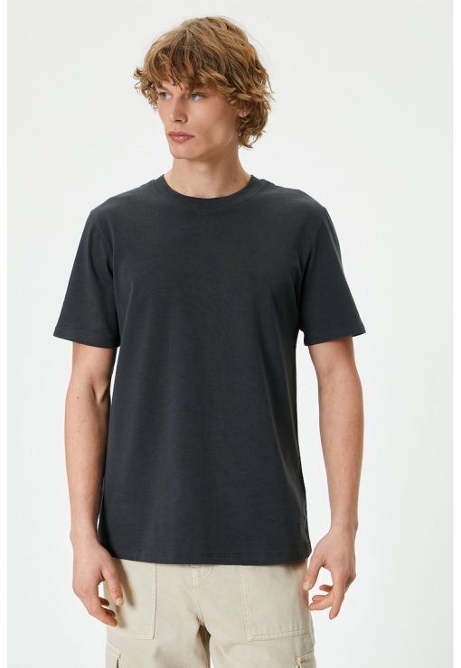 Tricou din bumbac cu decolteu la baza gatului-BARBATI/IMBRACAMINTE/Tricouri si maiouri-IMBRACAMINTE/Tricouri si maiouri