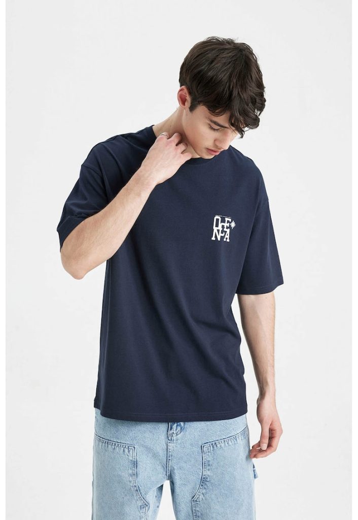 Tricou lejer cu maneci cazute-BARBATI/IMBRACAMINTE/Tricouri si maiouri-IMBRACAMINTE/Tricouri si maiouri