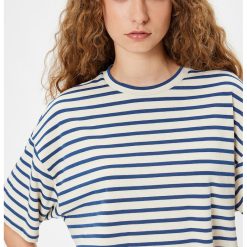 Tricou lejer cu model in dungi-FEMEI/IMBRACAMINTE/Tricouri si maiouri-IMBRACAMINTE/Tricouri si maiouri