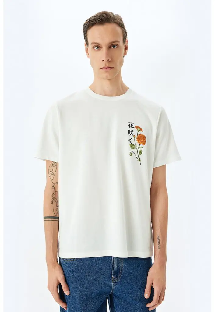 Tricou lejer din bumbac cu decolteu la baza gatului-BARBATI/IMBRACAMINTE/Tricouri si maiouri-IMBRACAMINTE/Tricouri si maiouri