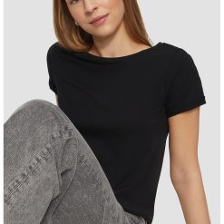 Tricou regular fit cu decolteu la baza gatului-FEMEI/IMBRACAMINTE/Tricouri si maiouri-IMBRACAMINTE/Tricouri si maiouri