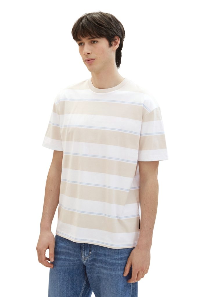 Tricou relaxed fit cu model in dungi-BARBATI/IMBRACAMINTE/Tricouri si maiouri-IMBRACAMINTE/Tricouri si maiouri