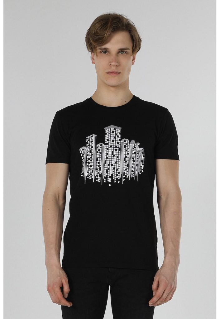 Tricou slim fit cu imprimeu grafic-BARBATI/IMBRACAMINTE/Tricouri si maiouri-IMBRACAMINTE/Tricouri si maiouri