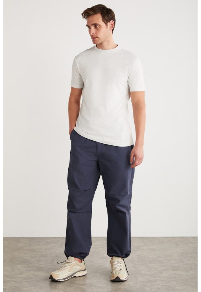 Tricou slim fit din amestec de bumbac cu decolteu la baza gatului Tiago-BARBATI/IMBRACAMINTE/Tricouri si maiouri-IMBRACAMINTE/Tricouri si maiouri