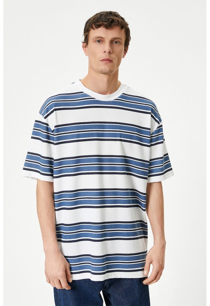 Tricou supradimensionat in dungi-BARBATI/IMBRACAMINTE/Tricouri si maiouri-IMBRACAMINTE/Tricouri si maiouri