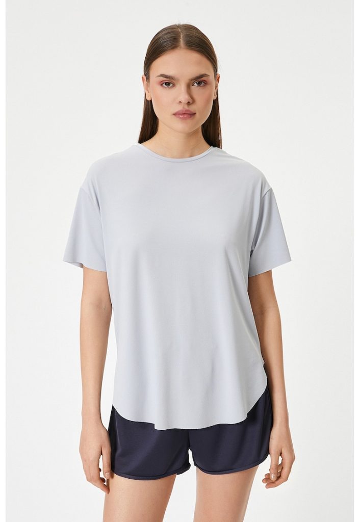 Tricou uni cu decolteu la baza gatului-FEMEI/IMBRACAMINTE/Tricouri si maiouri-IMBRACAMINTE/Tricouri si maiouri