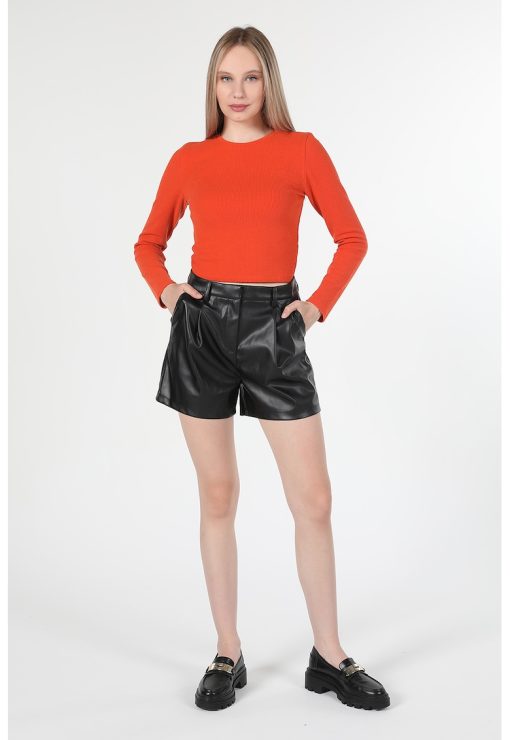 Bluza crop cu decolteu la baza gatului si aspect striat-FEMEI/IMBRACAMINTE/Bluze-IMBRACAMINTE/Bluze